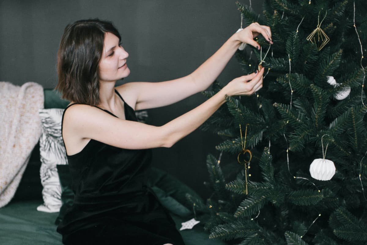 When to take down your Christmas tree and decorations